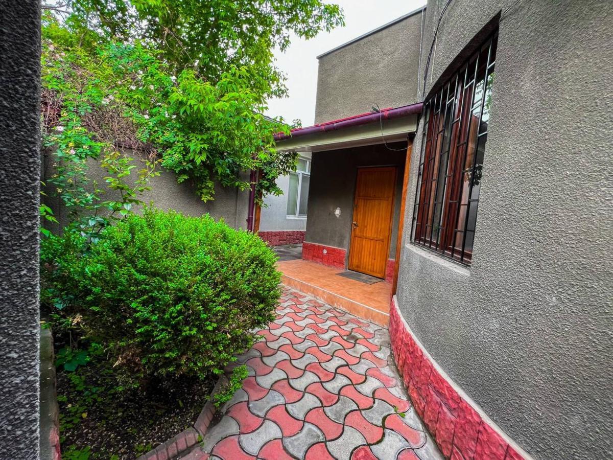 Ala-Bel Guesthouse Bischkek Exterior foto